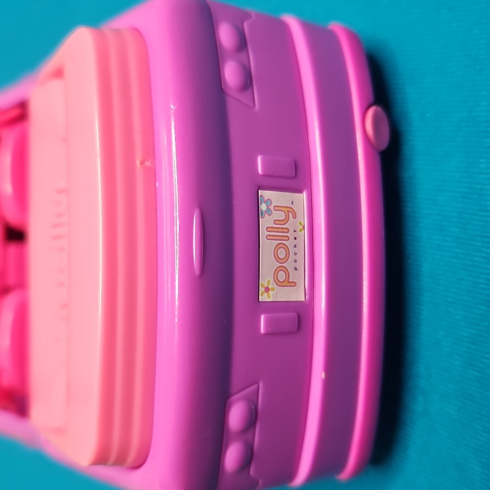 Polly Pocket Sporty Convertible Toy Car - Picture 8 of 12